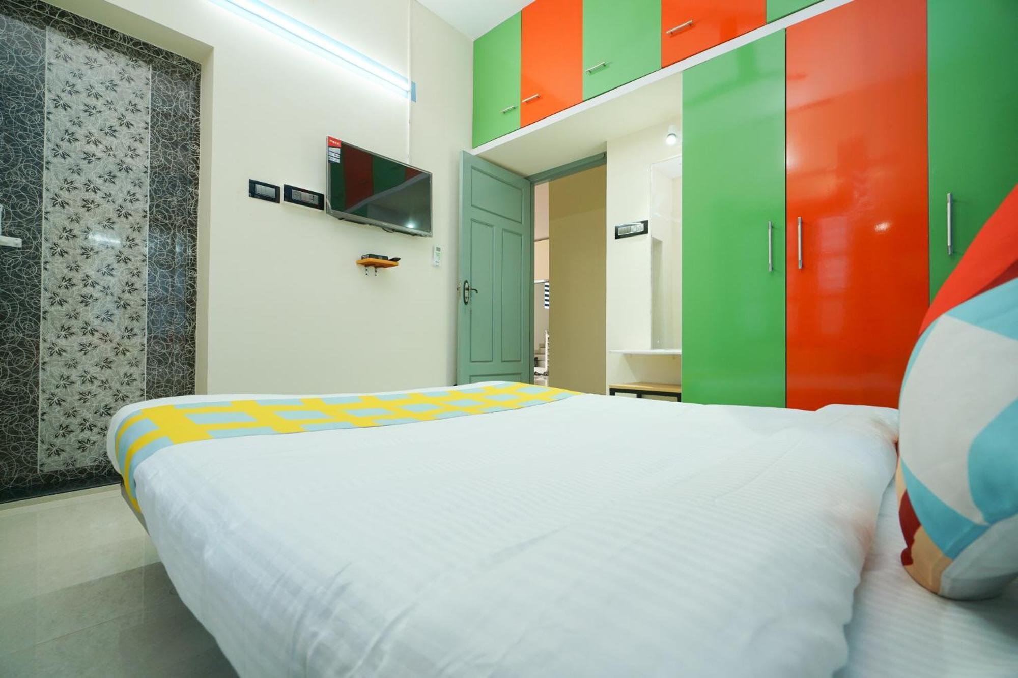 Hotel O Majestic Stays Kazhakuttam エクステリア 写真