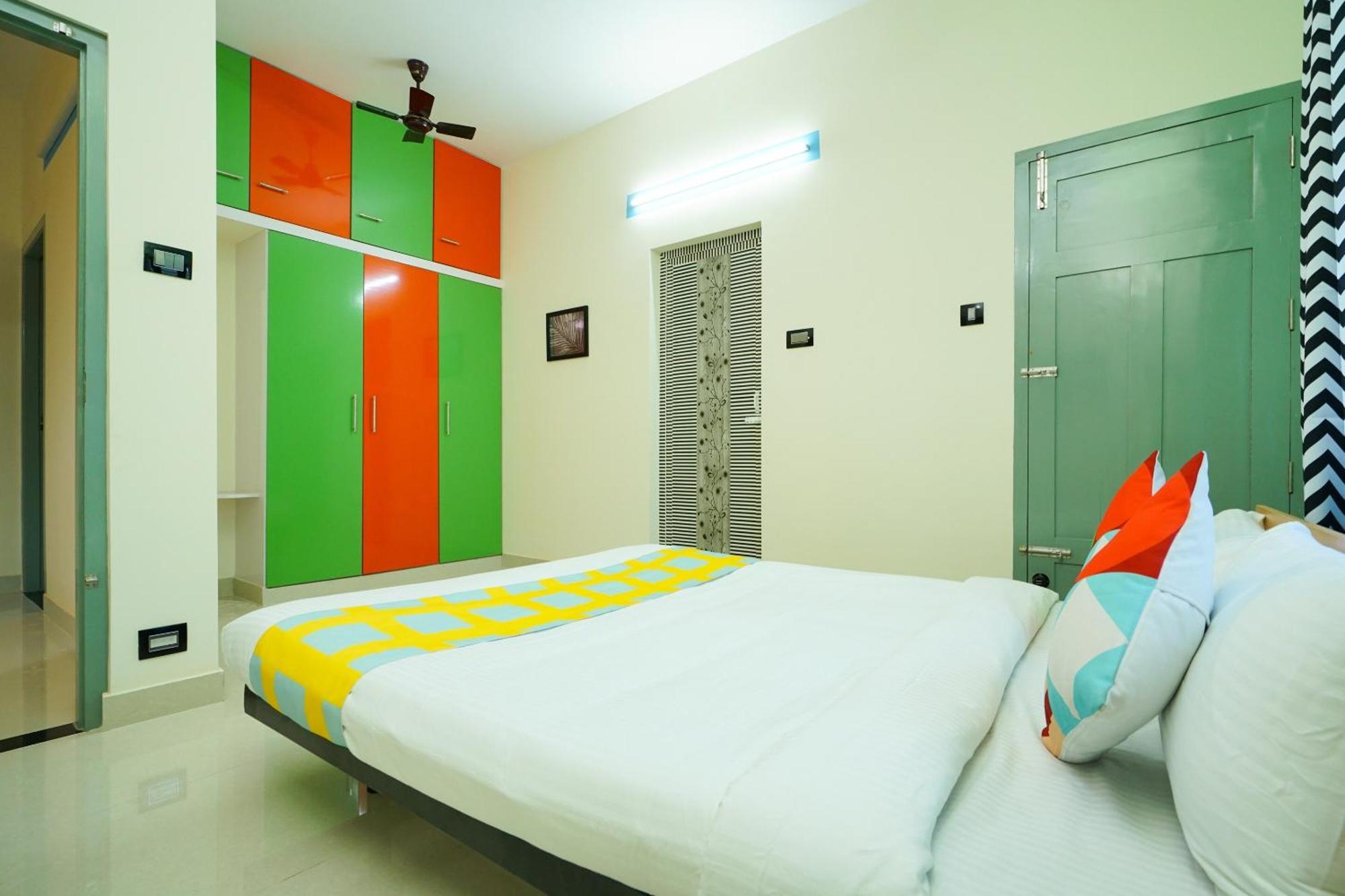 Hotel O Majestic Stays Kazhakuttam エクステリア 写真